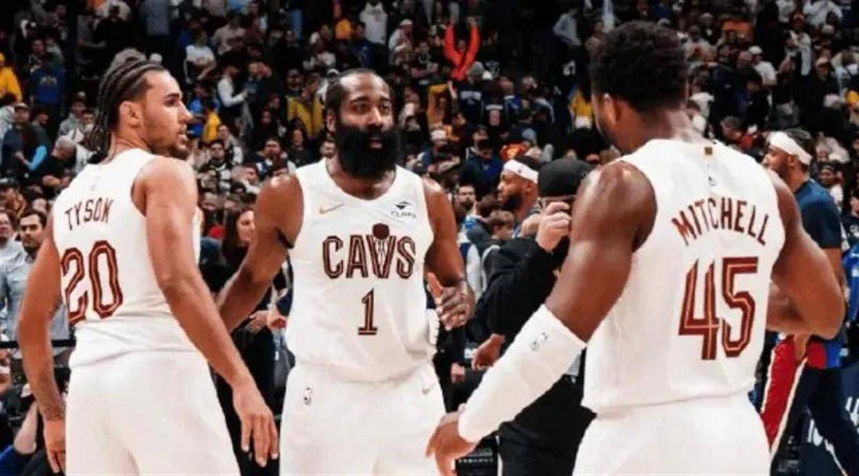 哈登关键节点逆转，巴塞罗那带队取胜！的简单介绍